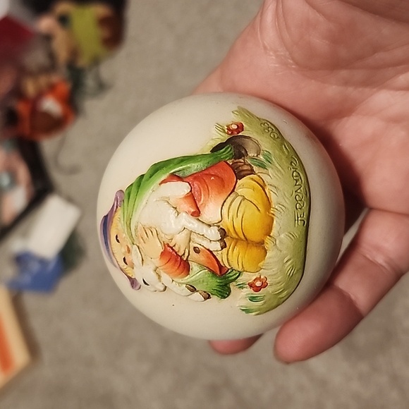 Lot of 9 vintage ornaments, 60s, 70s 90s. - Picture 13 of 16